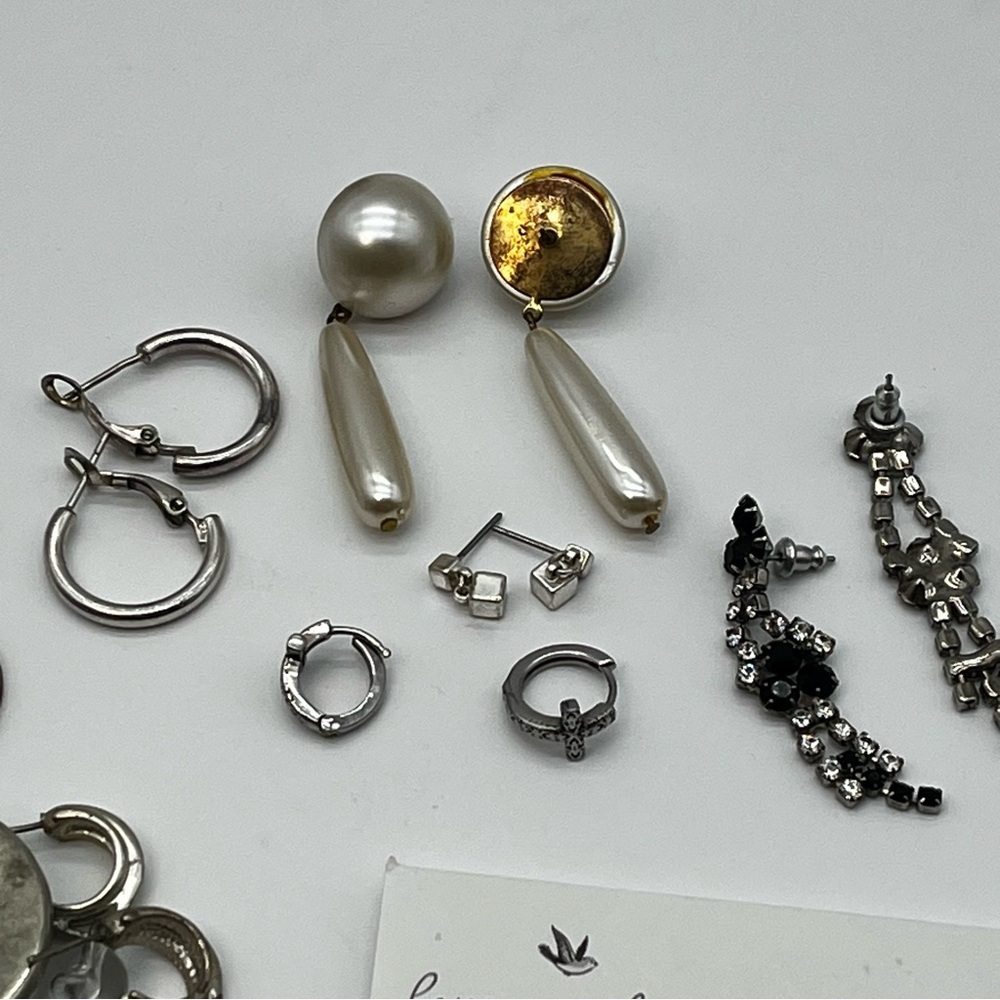 Lot of Elegant Earrings 11 Pair - Picture 4 of 6